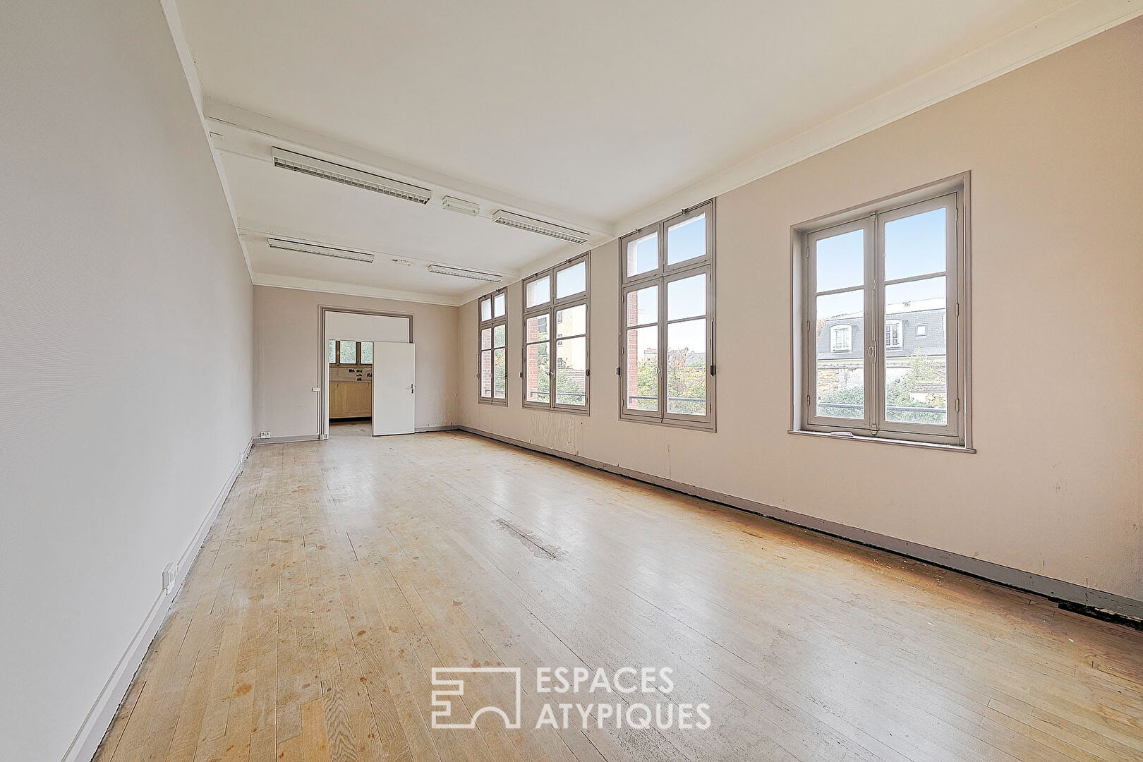 Apartment to renovate with shared park
