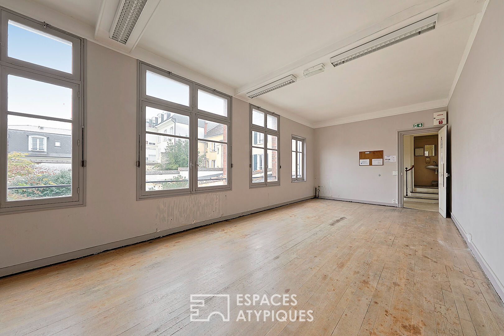 Apartment to renovate with shared park