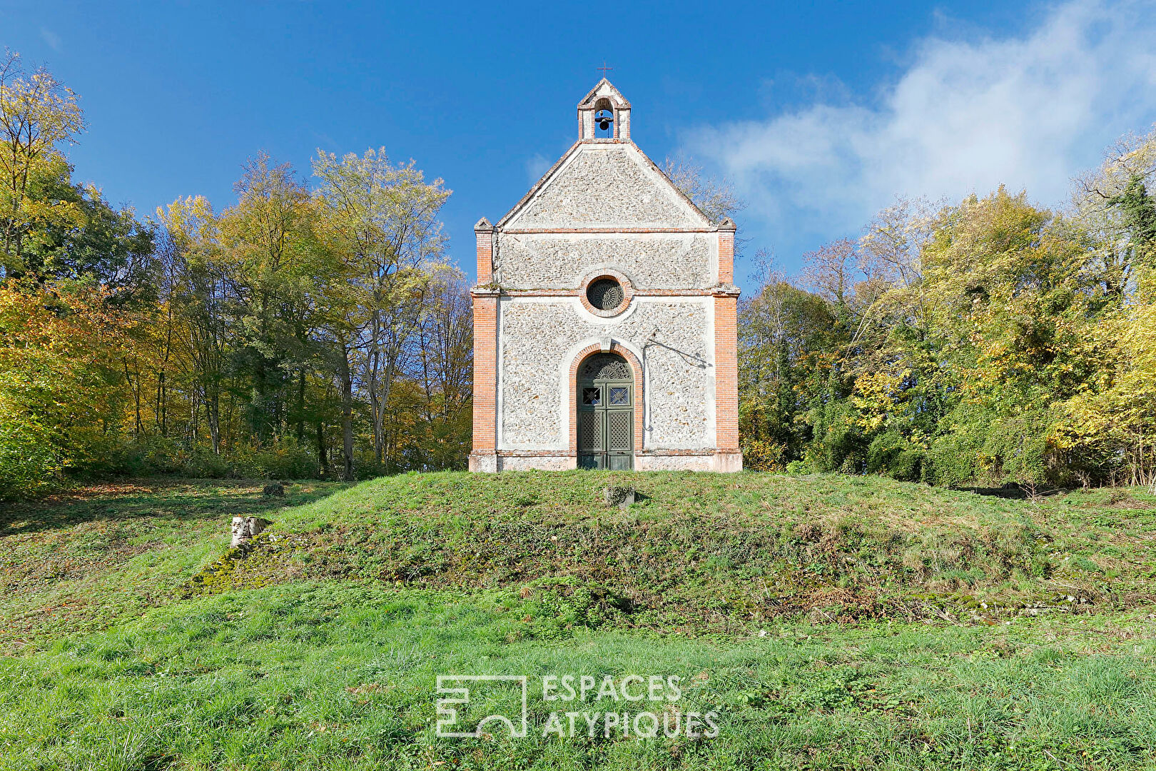 Une ancienne chapelle du XIX siècle à réinventer, au coeur de la vallée du Morin