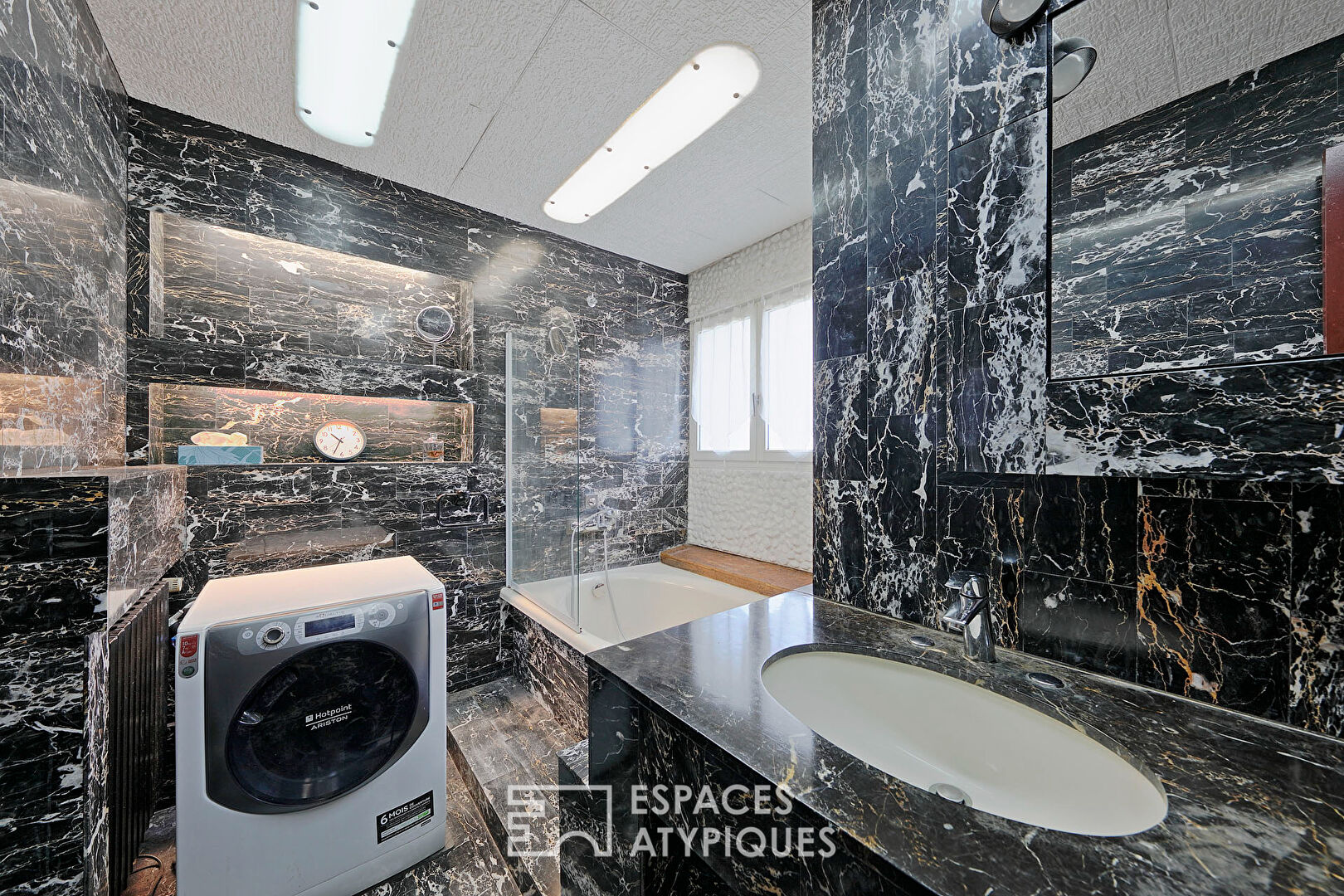 ancienne ferme rénovée et divisée en 3 unités de vie