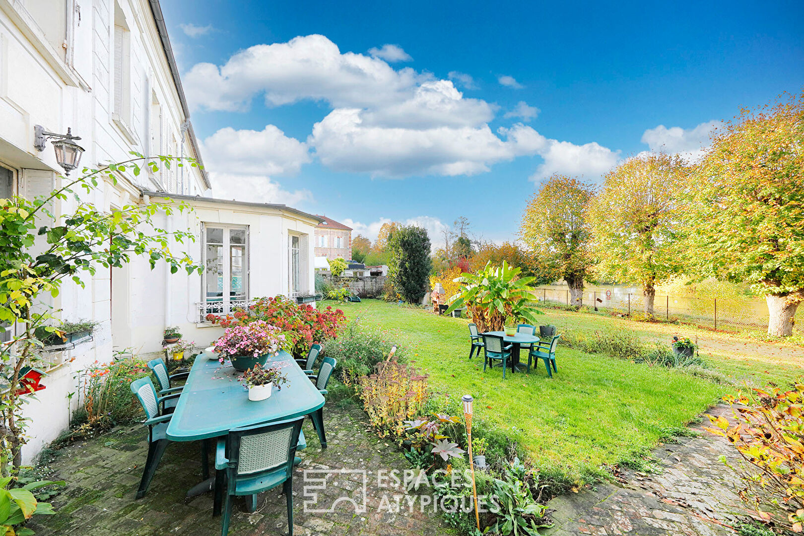 Ancien relais de chasse en bord de Marne