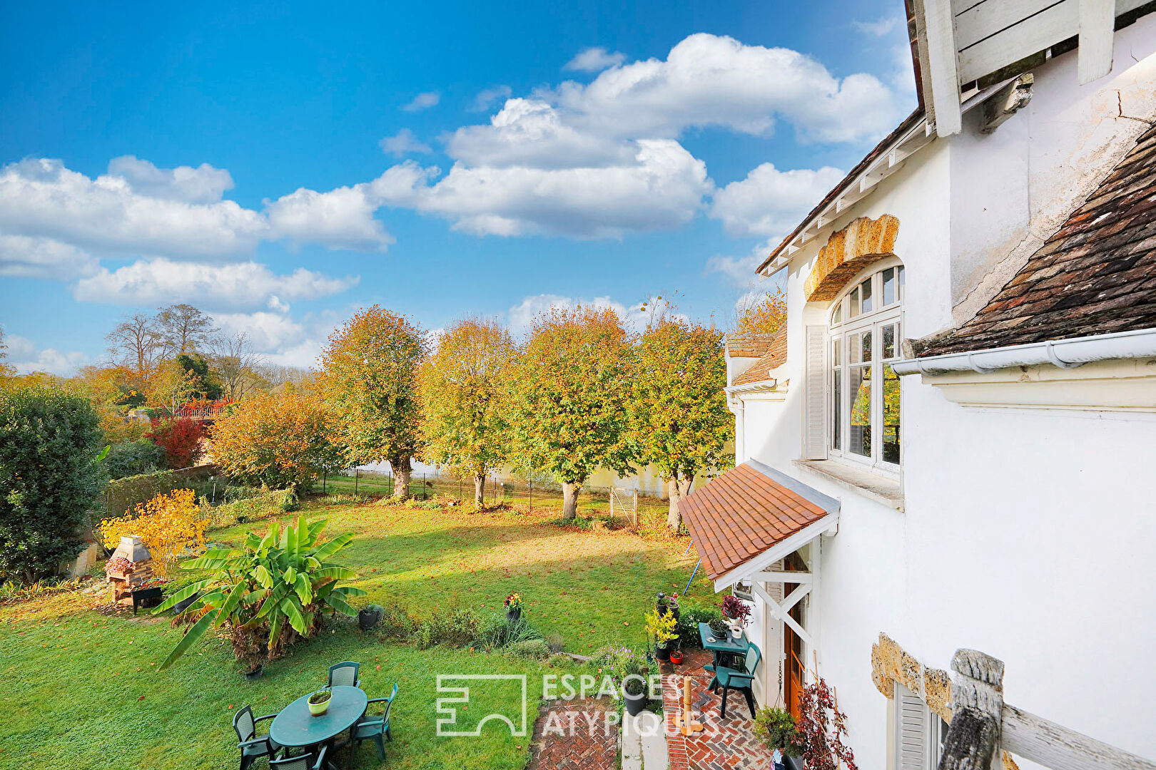 Ancien relais de chasse en bord de Marne