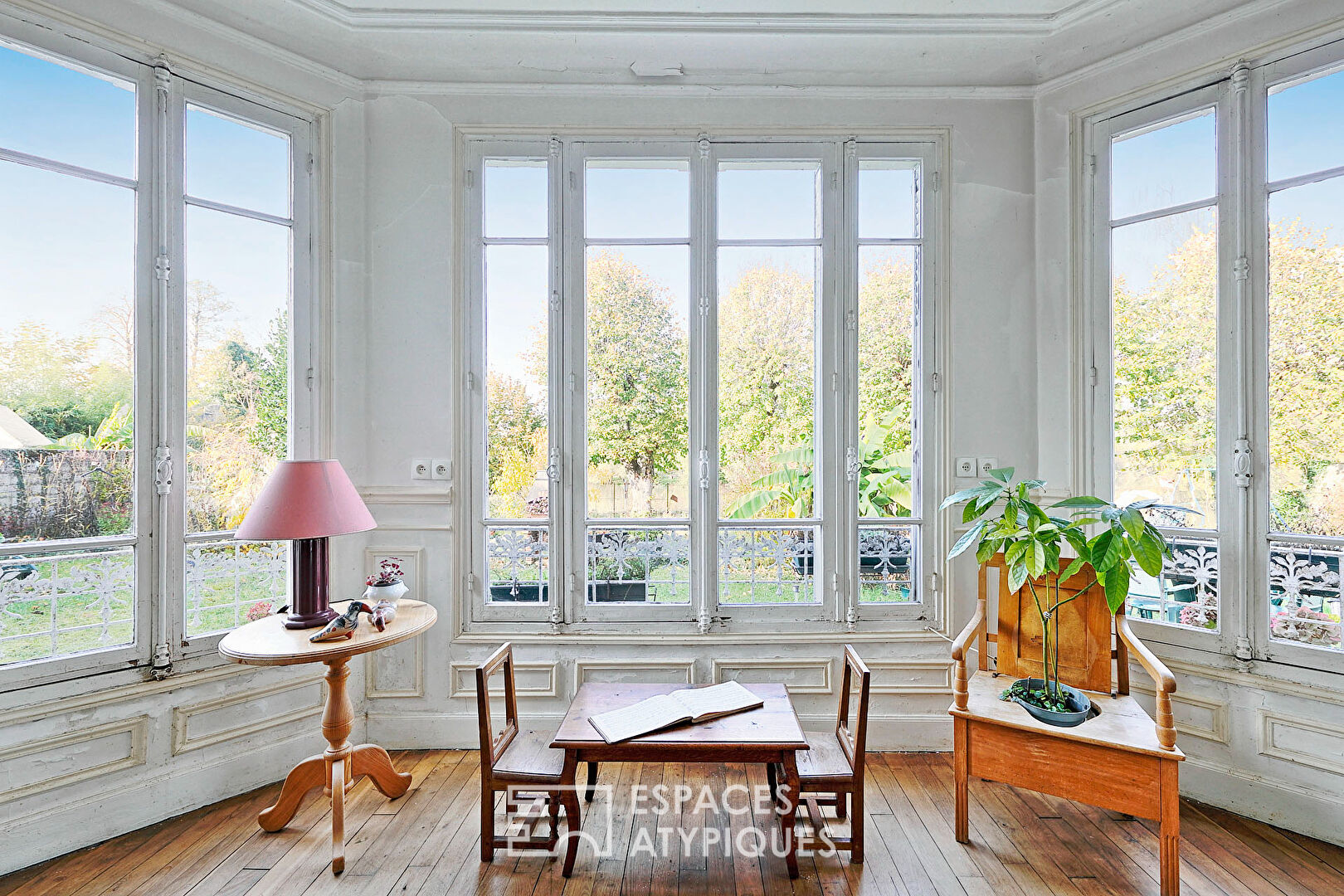 Ancien relais de chasse en bord de Marne