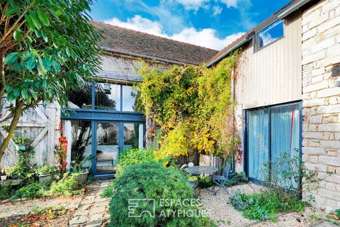 Renovated character longhouse with garden