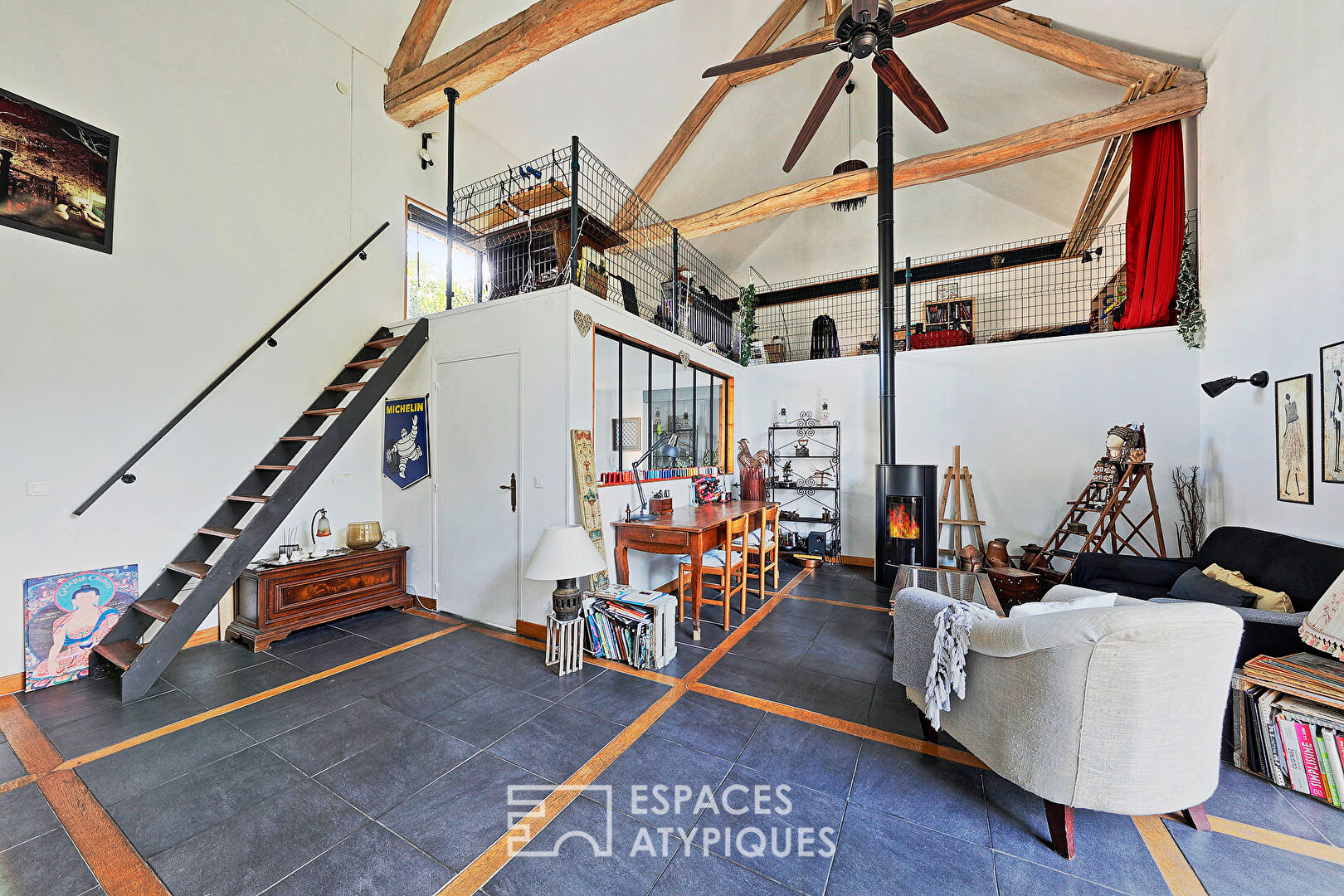 Renovated character longhouse with garden