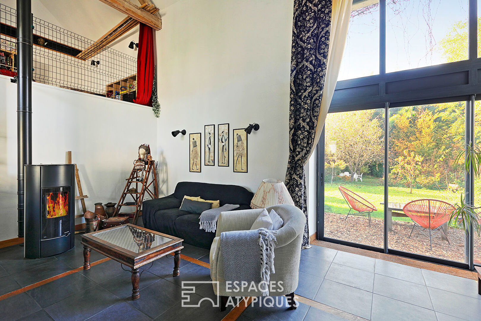 Renovated character longhouse with garden