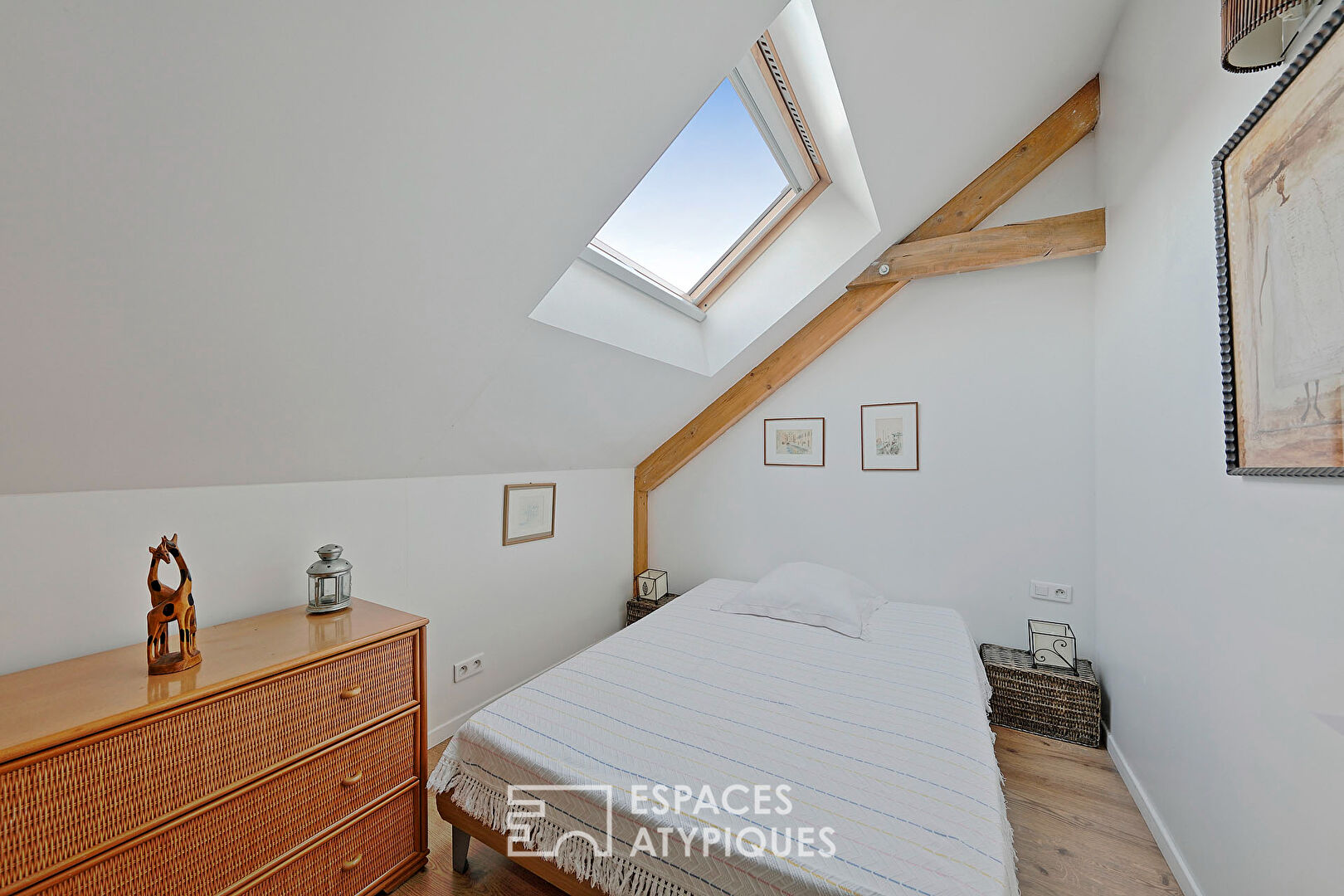 Renovated character longhouse with garden