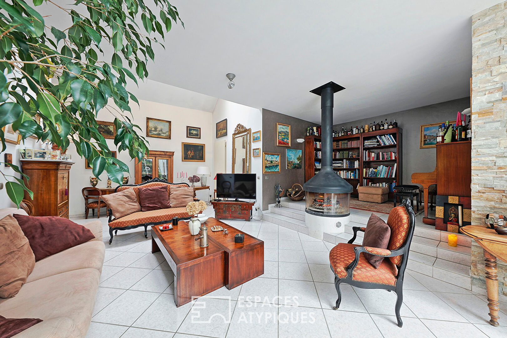 Maison d’architecte et son jardin paysager en centre ville