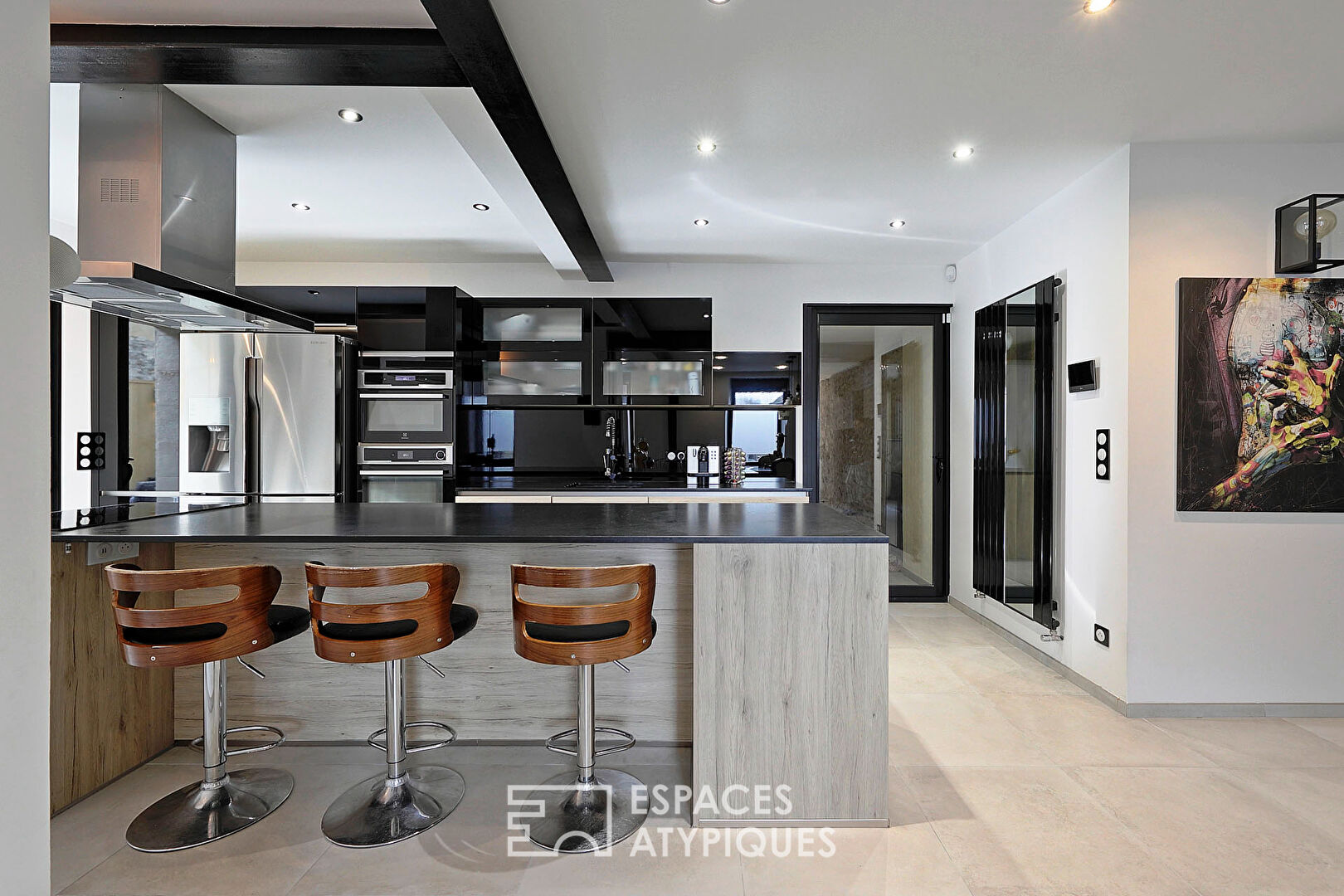 Ancienne longère métamorphosée en écrin ultra-moderne