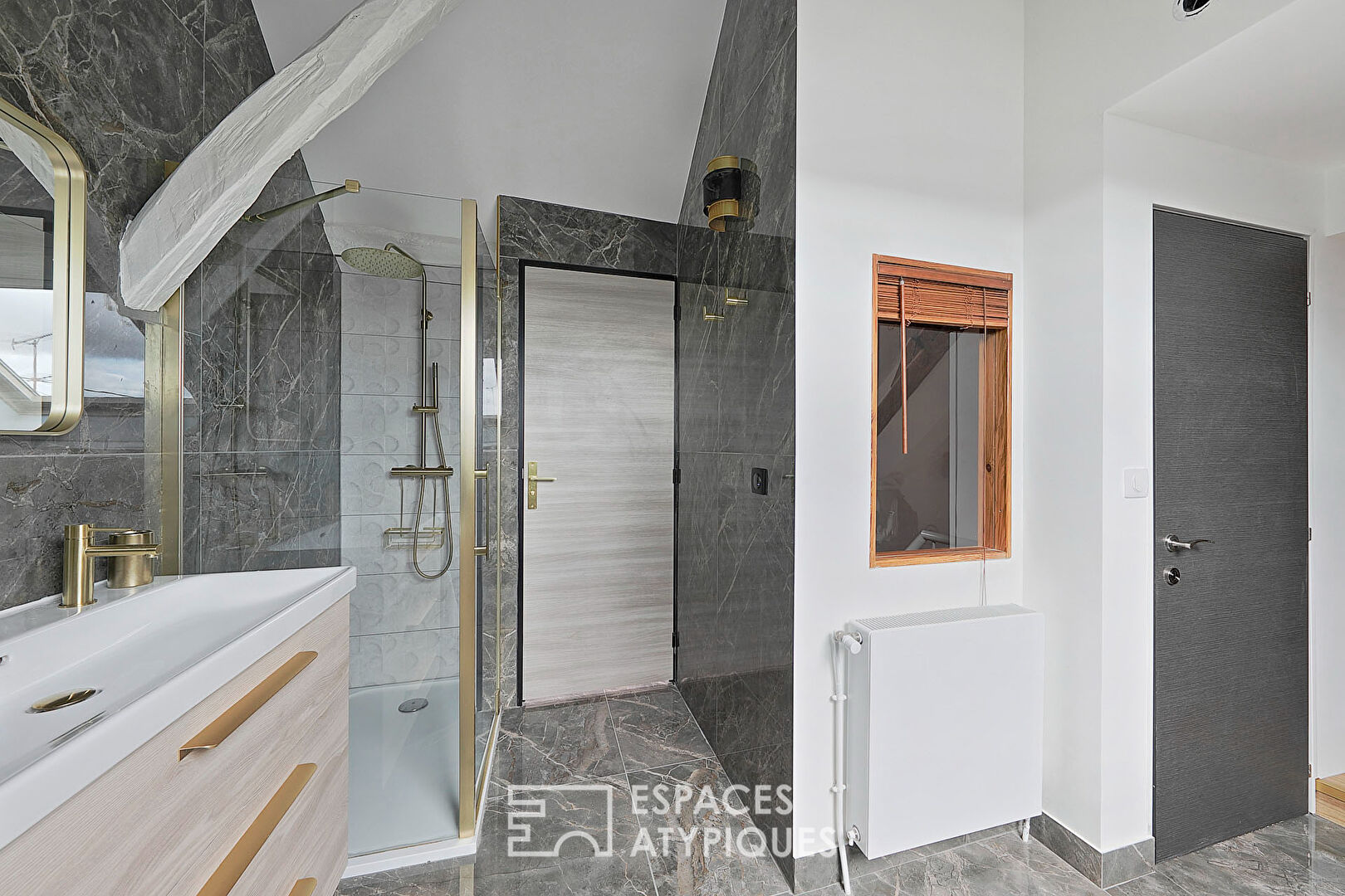 Ancienne longère métamorphosée en écrin ultra-moderne