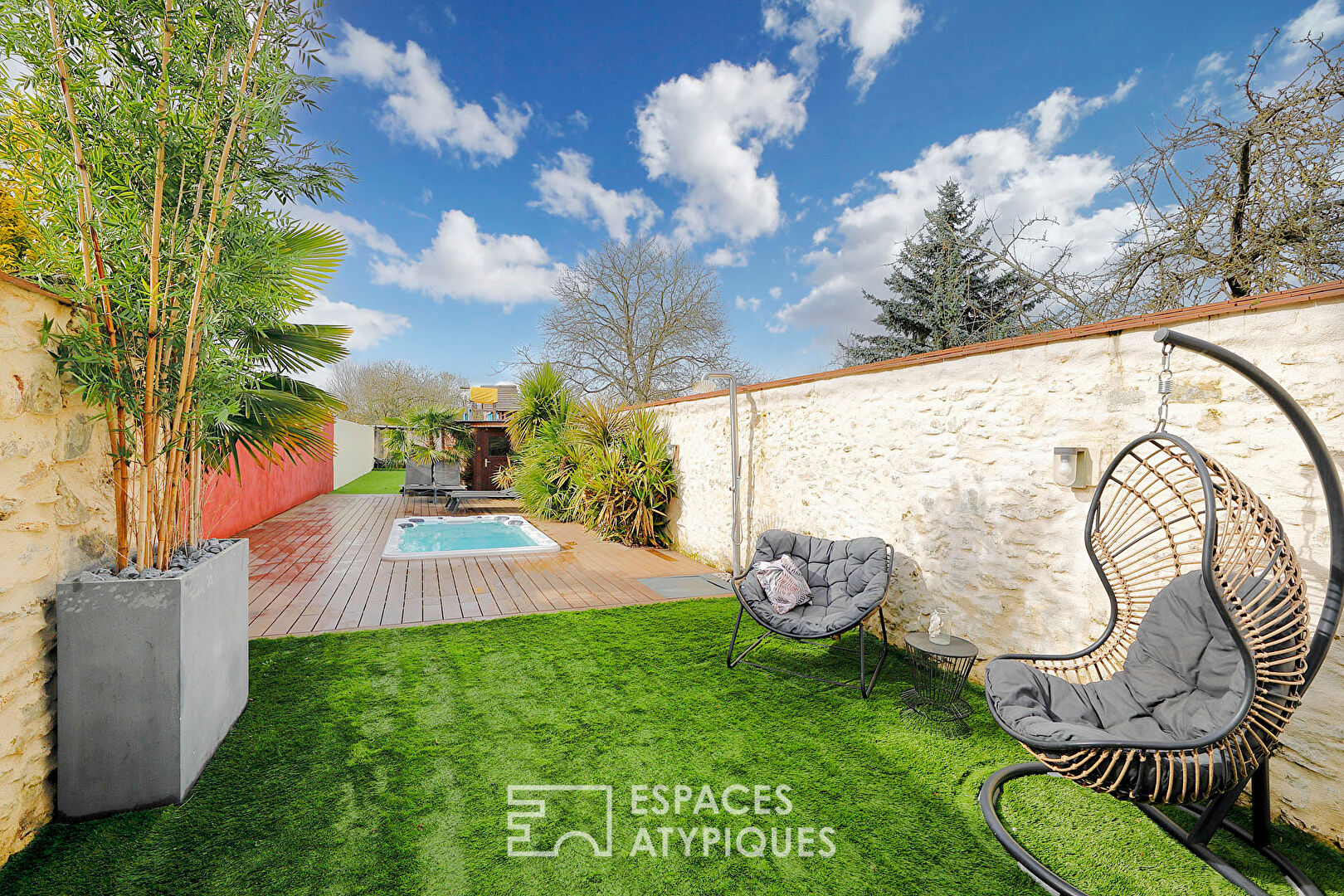 Ancienne longère métamorphosée en écrin ultra-moderne