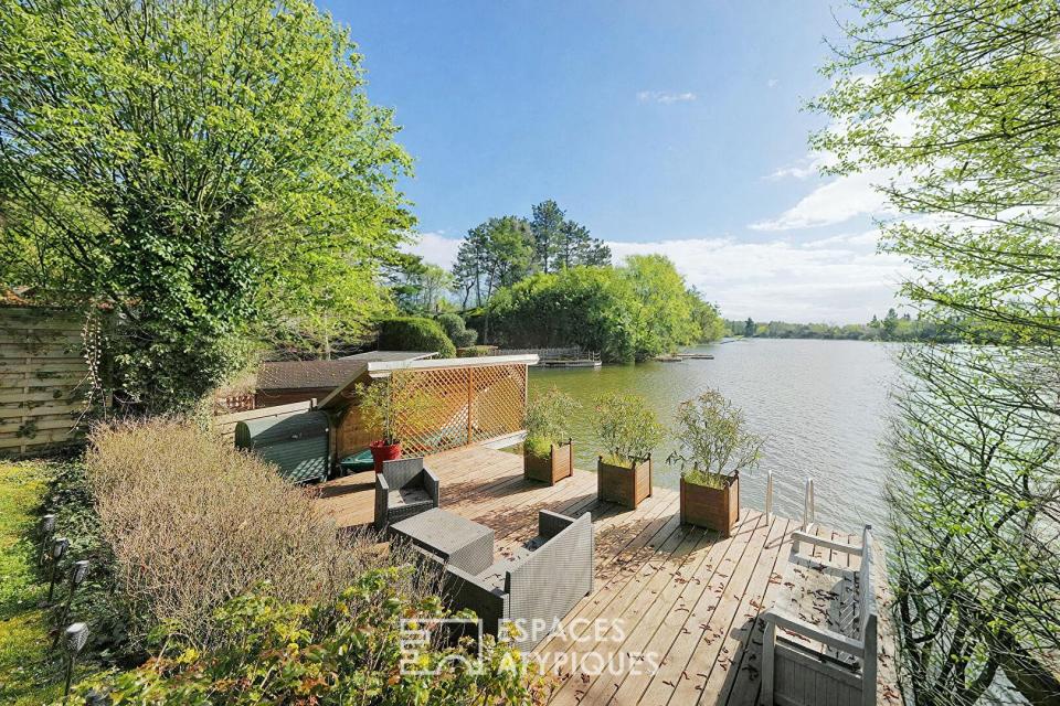 Maison coup de coeur au bord d'un lac avec dépendance