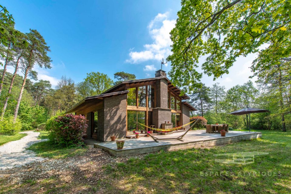 77300 FONTAINEBLEAU - maison d'architecte et son domaine boisé - Réf. SM221