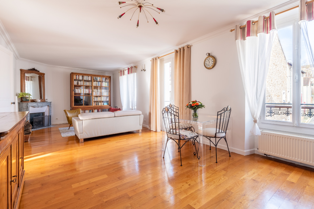 Appartement en duplex en centre-ville avec jardin