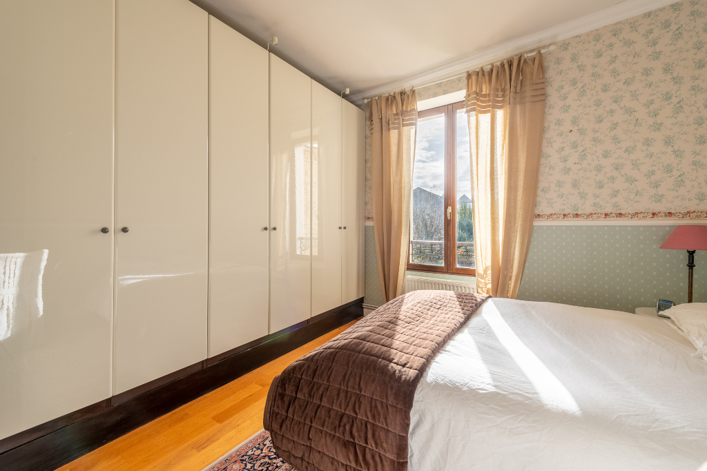 Appartement en duplex en centre-ville avec jardin