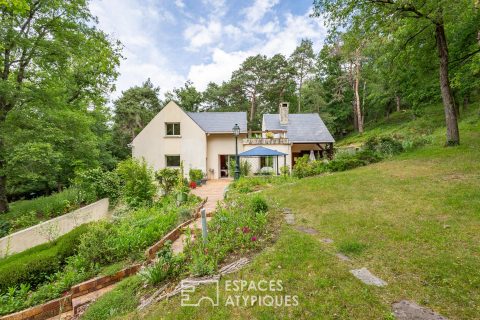 Architect’s house from the 70s with its wooded park