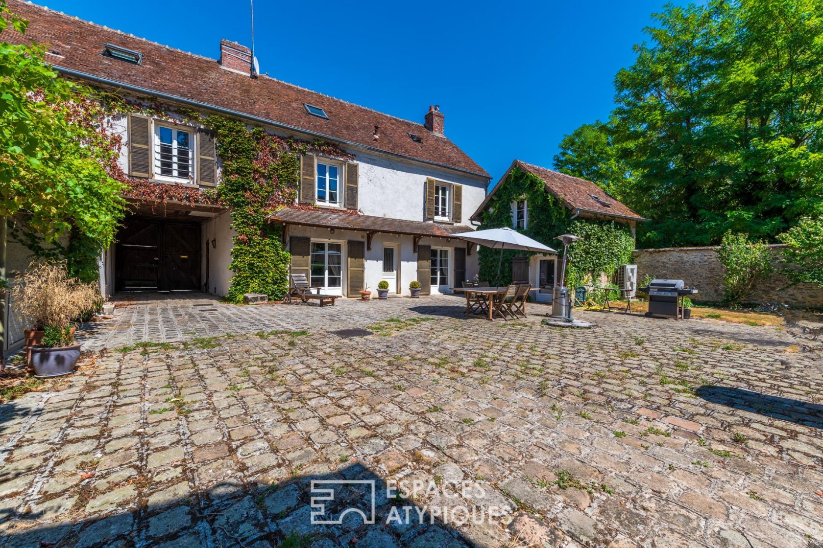 Renovated character house with swimming pool