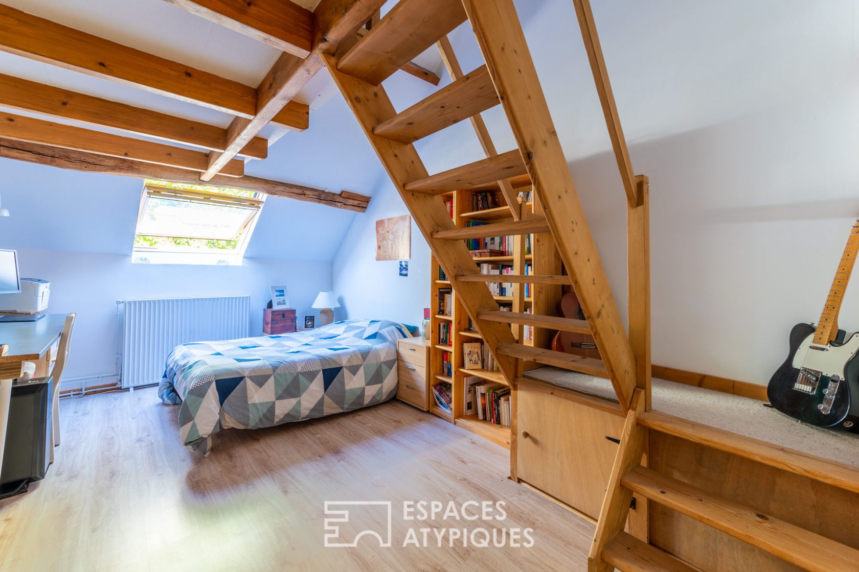 Charming renovated house with swimming pool