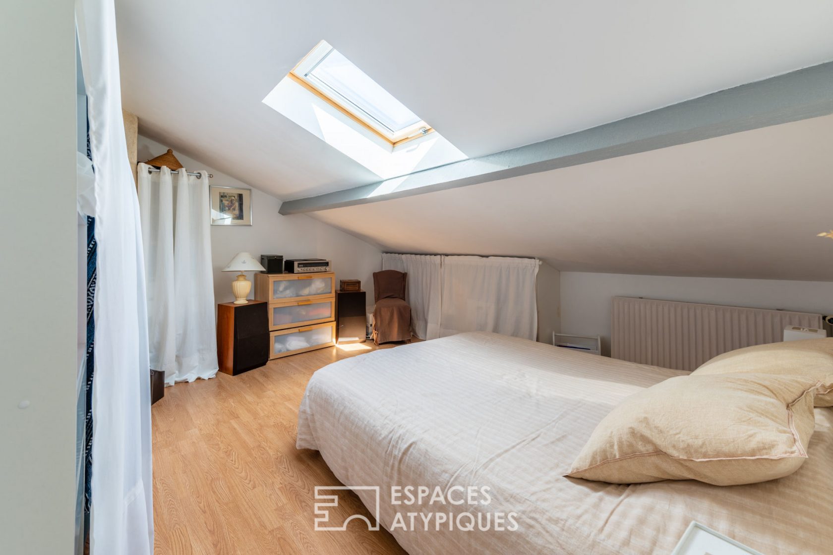 Charming renovated house with swimming pool