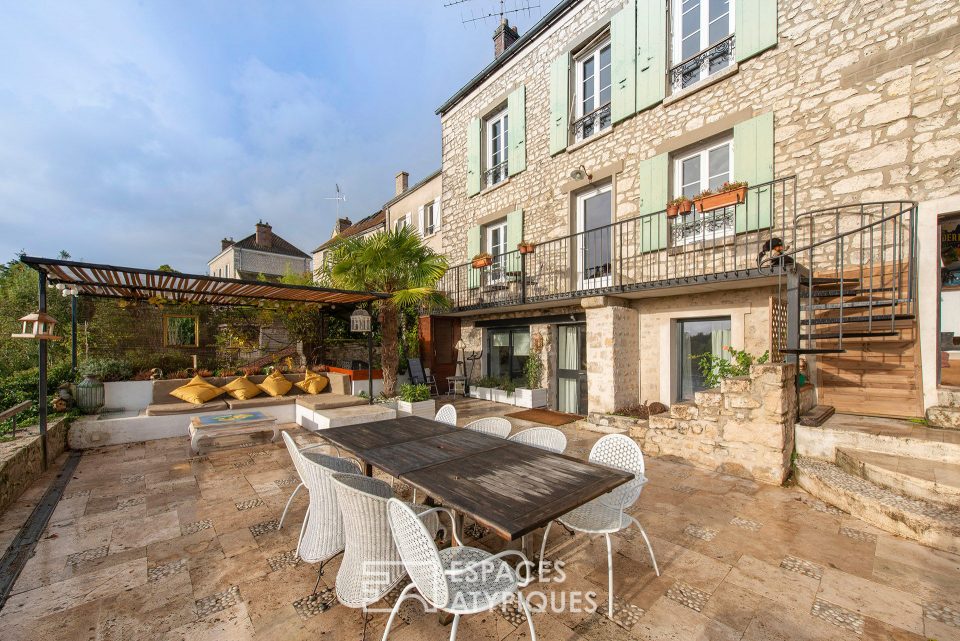 77140 Nemours - Maison de ville rénovée avec jardin et vue panoramique - Réf. SM473