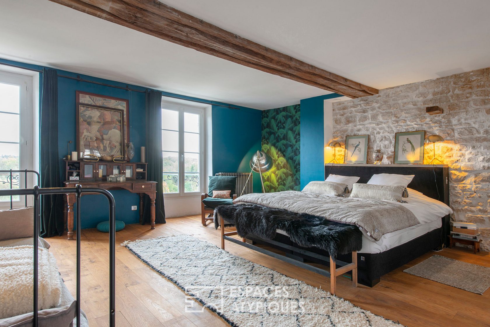 Maison de ville rénovée avec jardin et vue panoramique