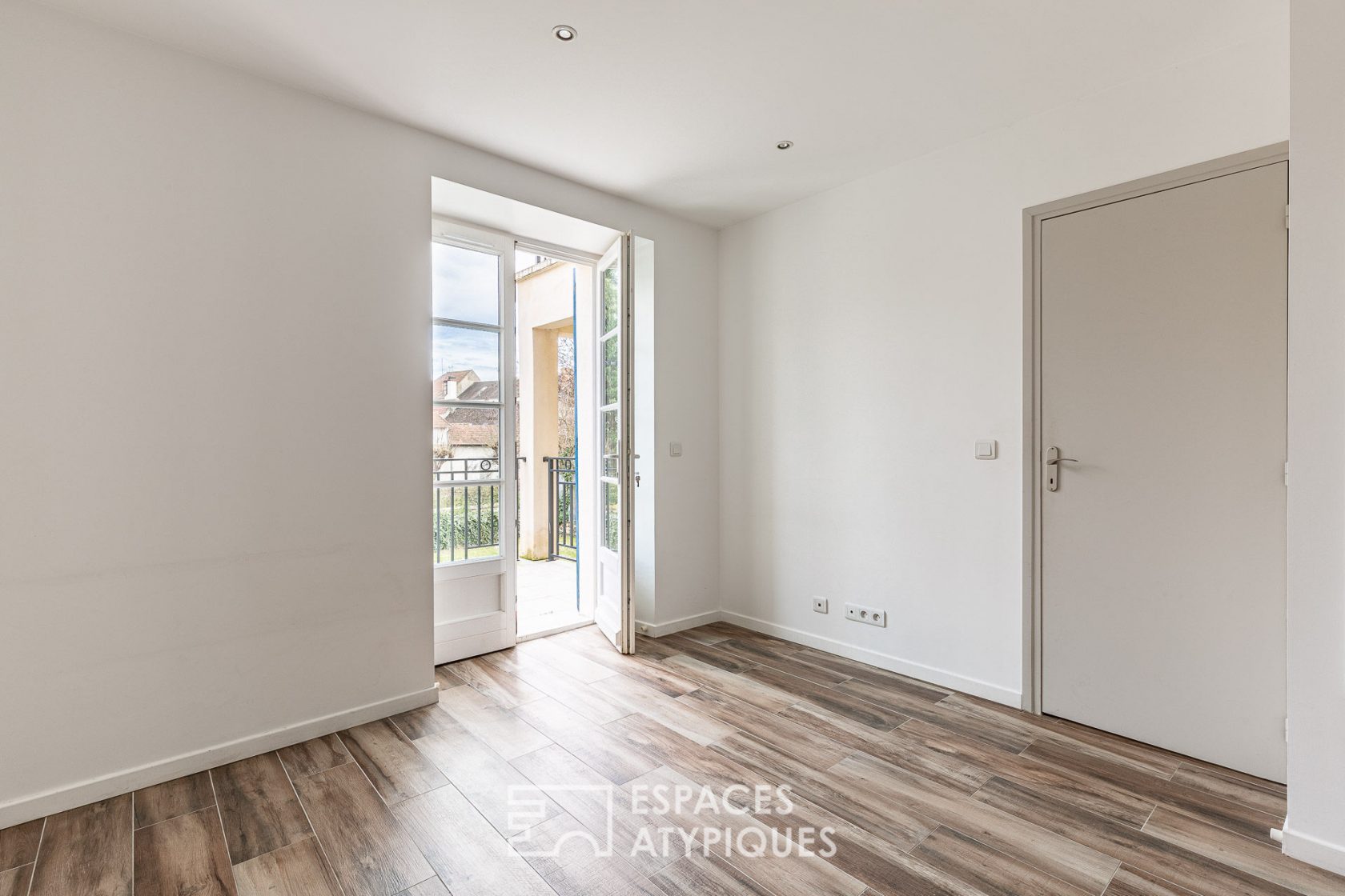 Appartement avec terrasses et jardin