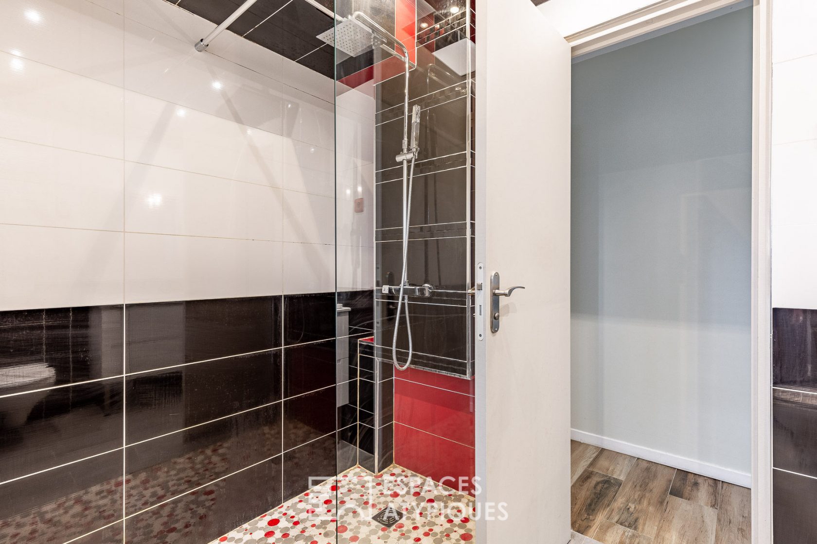 Appartement avec terrasses et jardin