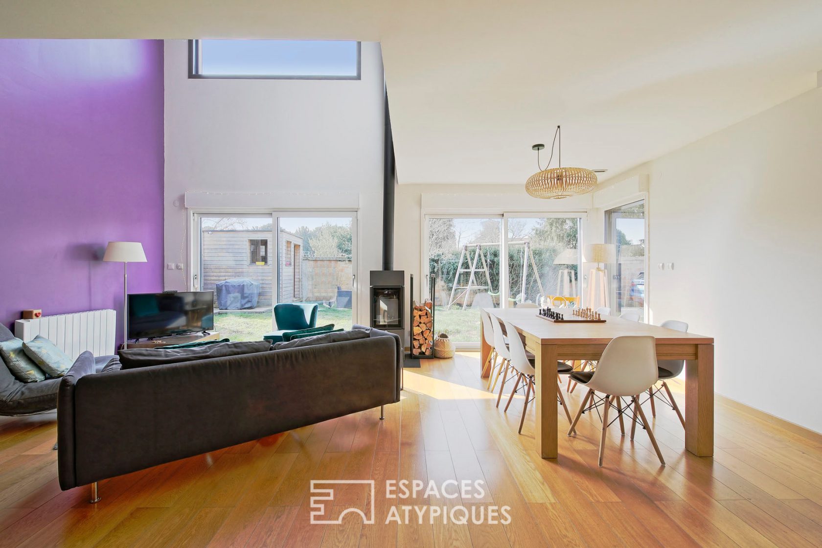 Contemporary house with garden
