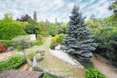 Maison familiale avec jardin et piscine