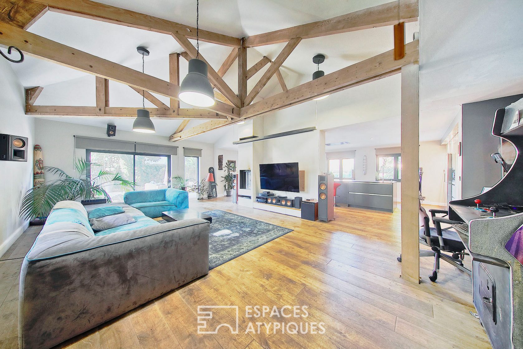 Maison contemporaine avec jardin