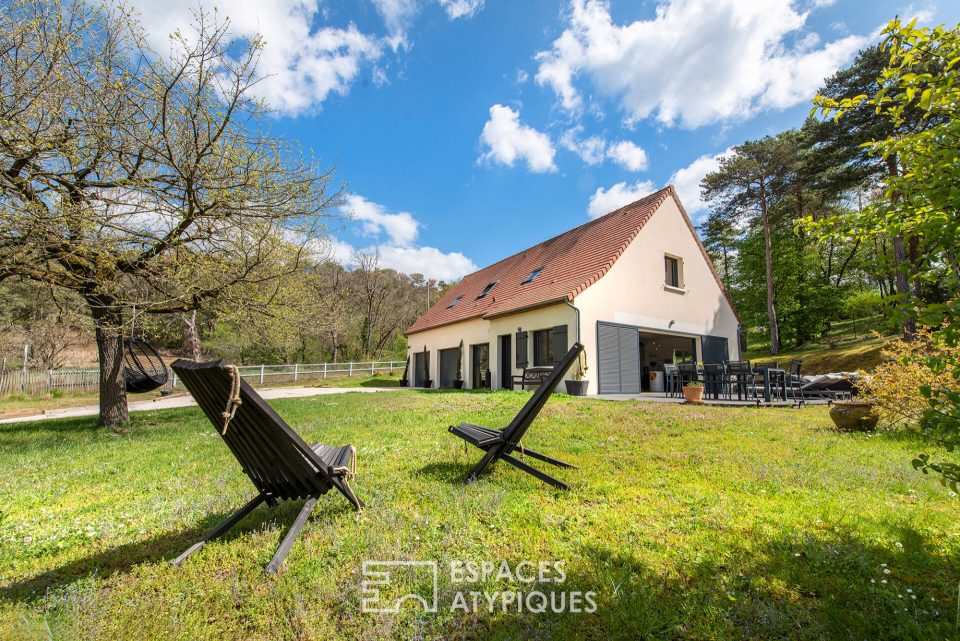 77300 FONTAINEBLEAU - Maison contemporaine en lisière de forêt - Réf. SM606