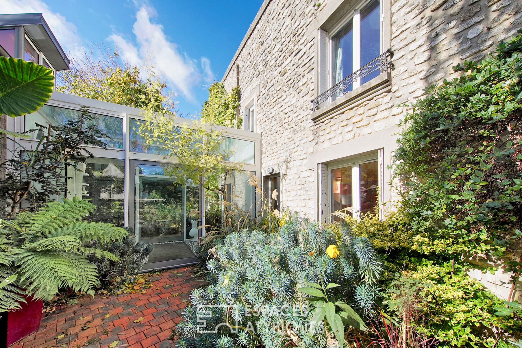 Charming house with extensions and garden
