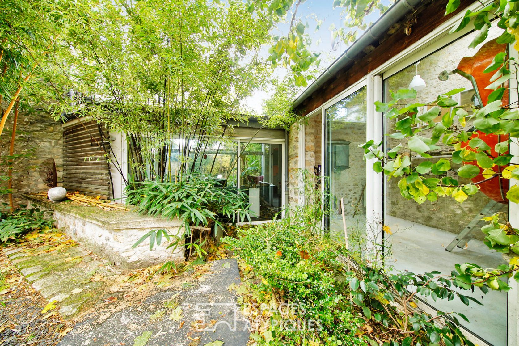 Charming house with extensions and garden