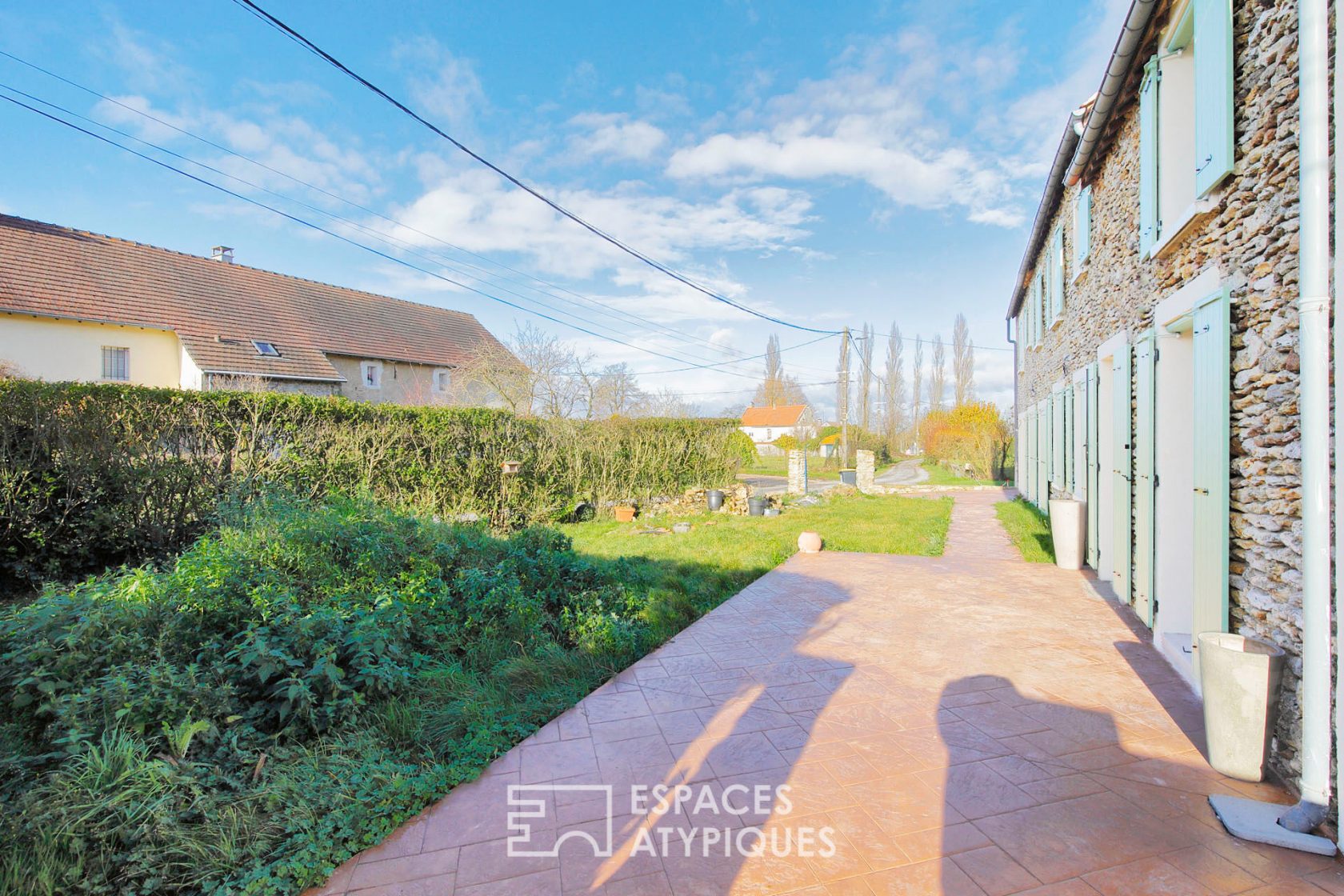 Maison de charme rénovée avec jardin