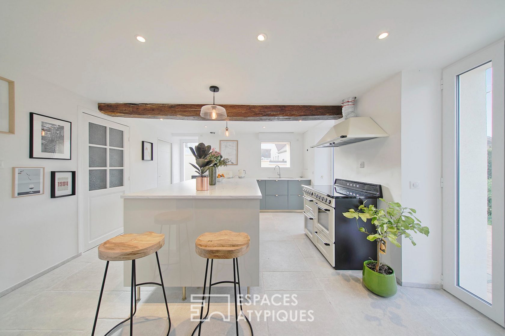 Maison de charme rénovée avec jardin