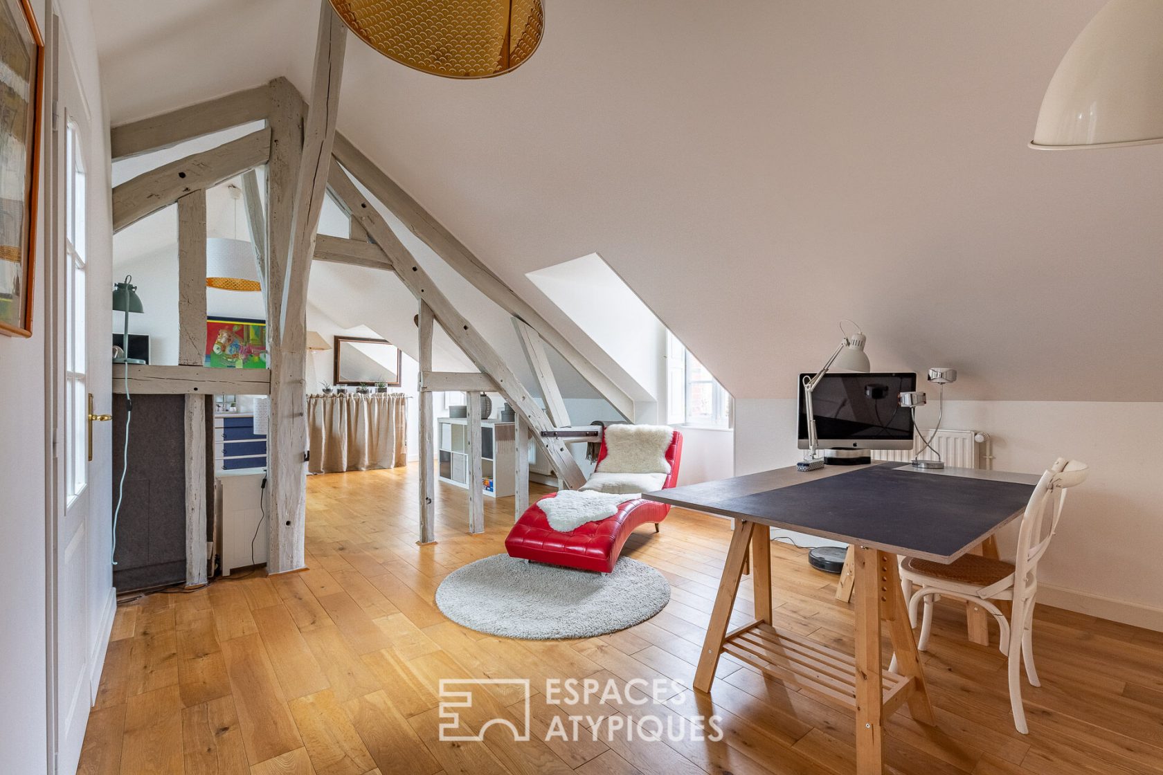 Charming longère with outbuilding