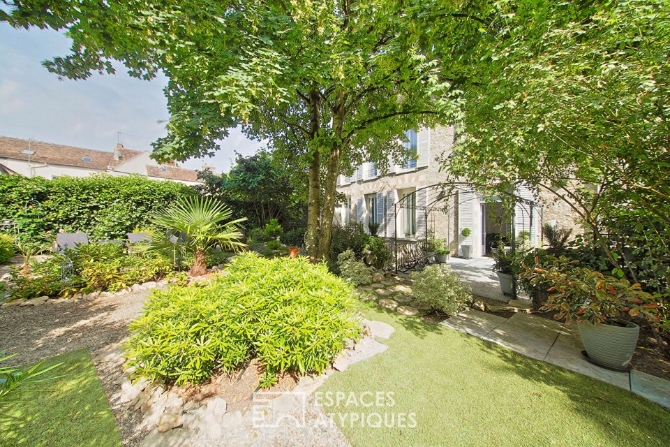 77160 PROVINS - Appartement à l'esprit haussmannien avec jardin en bord de rivière - Réf. SM717