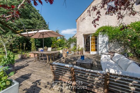 Charming farmhouse with its park