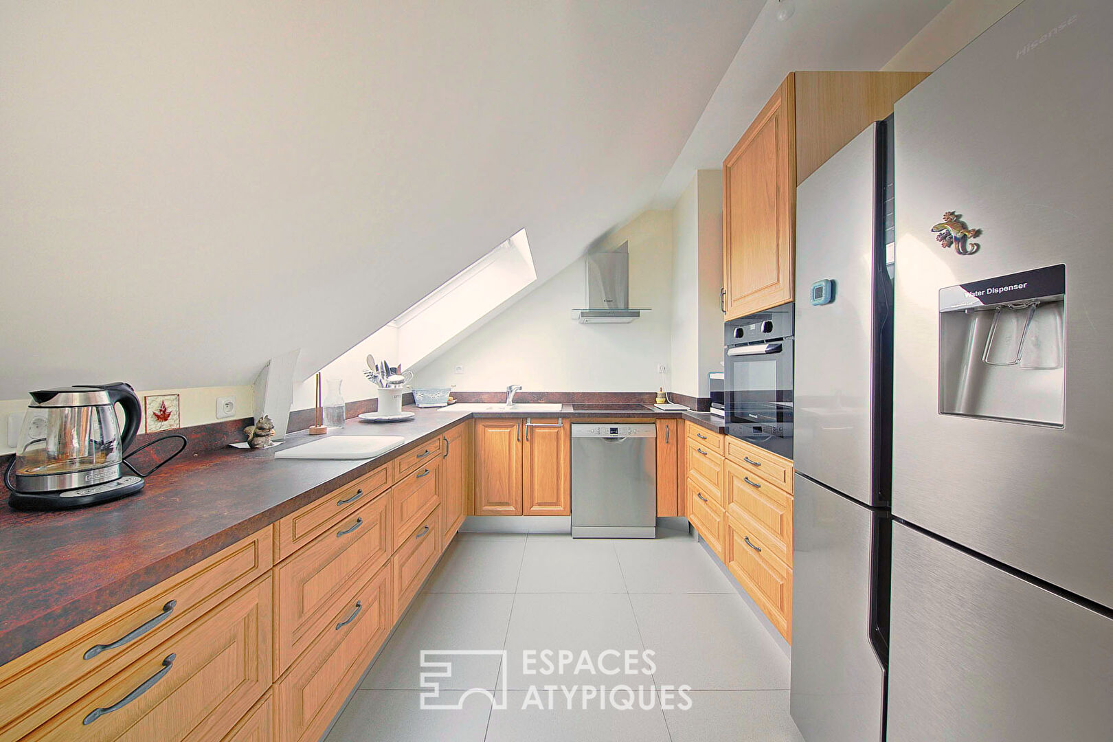 Appartement de charme niché sous les toits