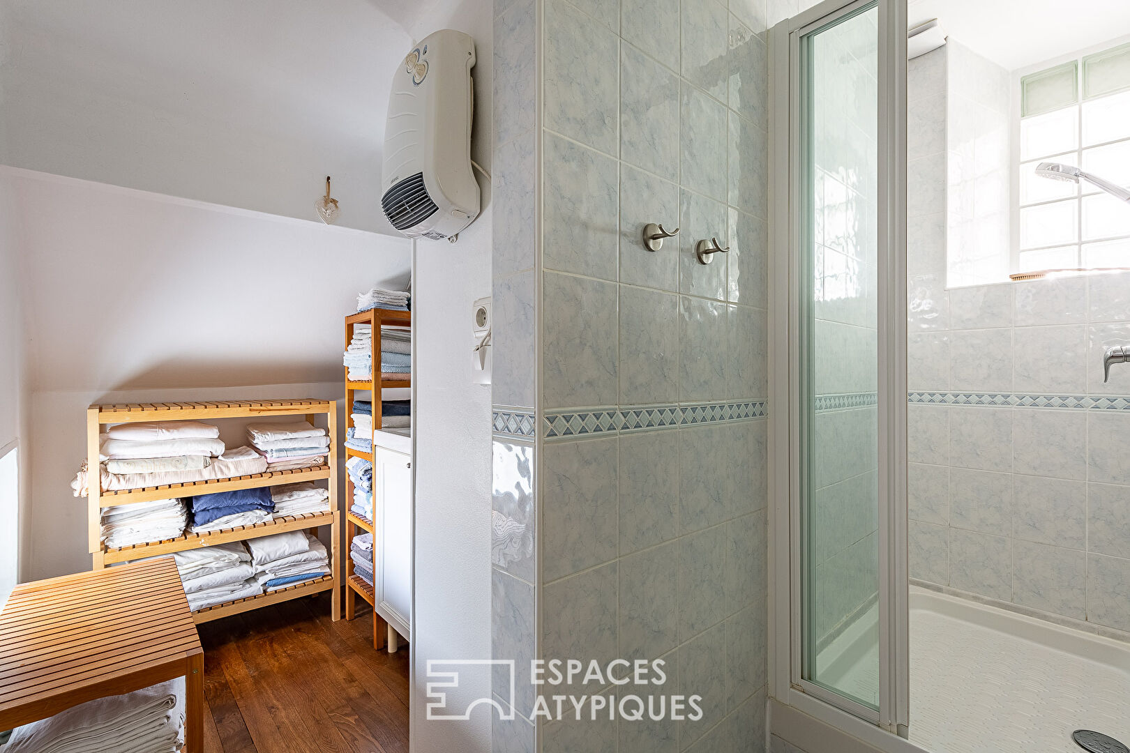 Maison familiale avec jardin et piscine