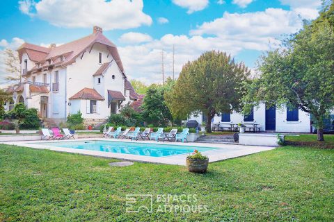 Grande maison de charme avec dépendance, piscine et grand parc arboré