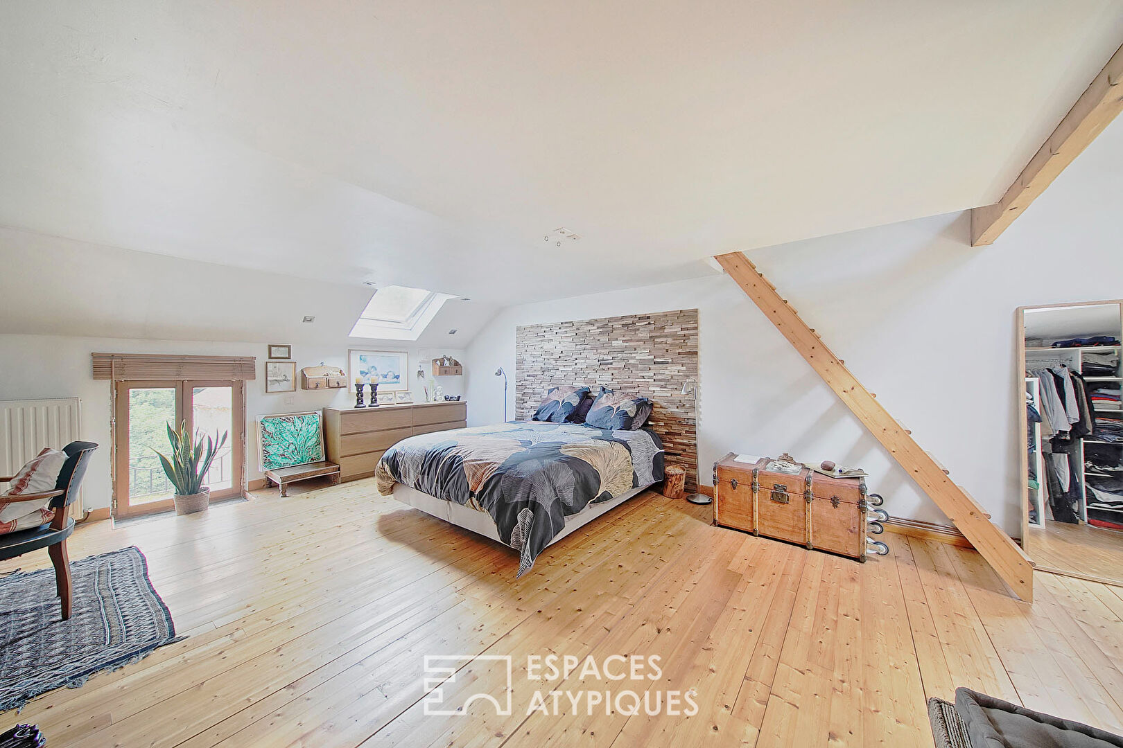 Beautiful renovated Briarde house in the heart of the Petit Morin valley