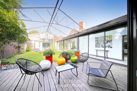 loft avec patio, piscine et trois pièces indépendant