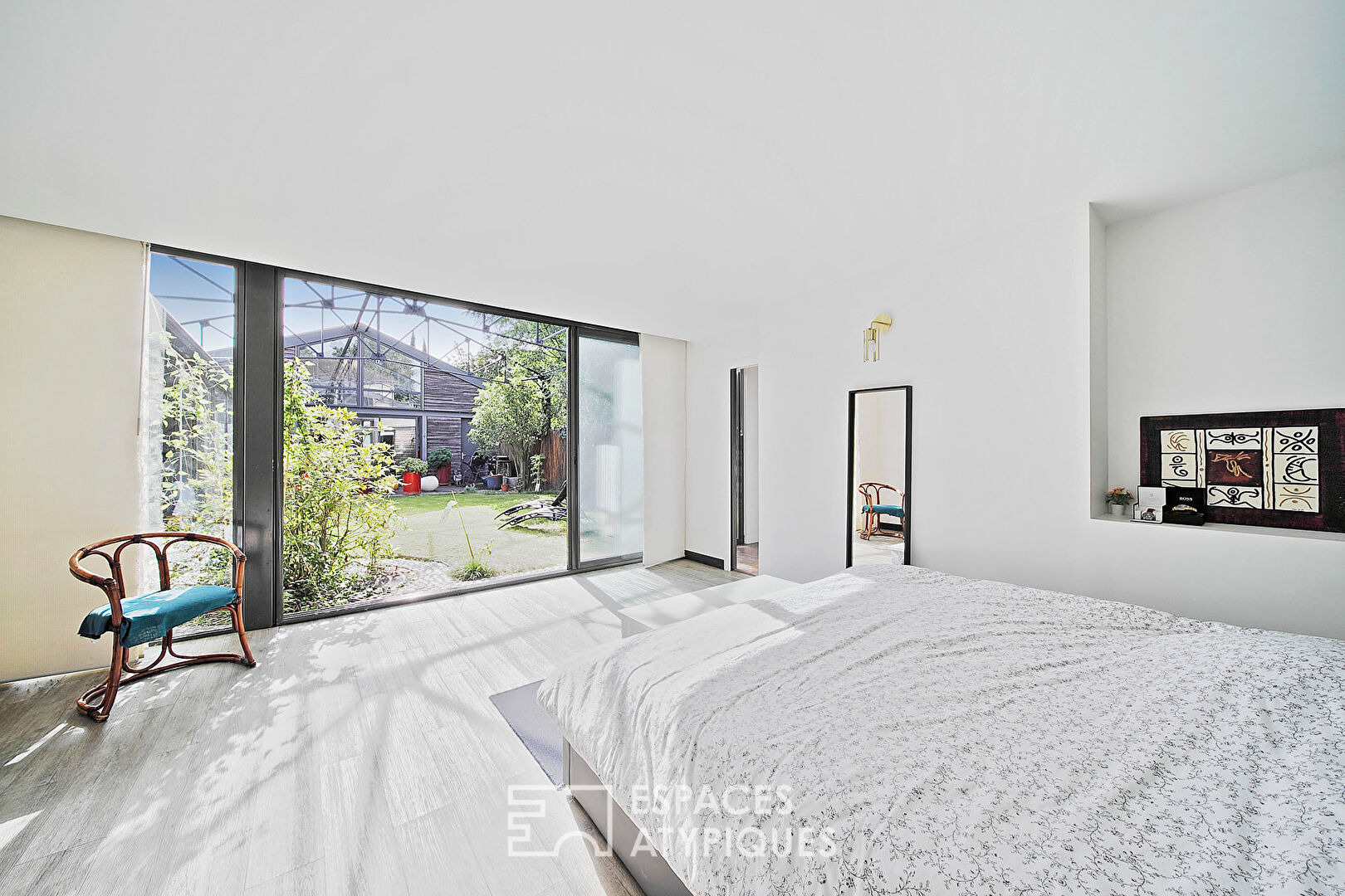 loft avec patio, piscine et trois pièces indépendant