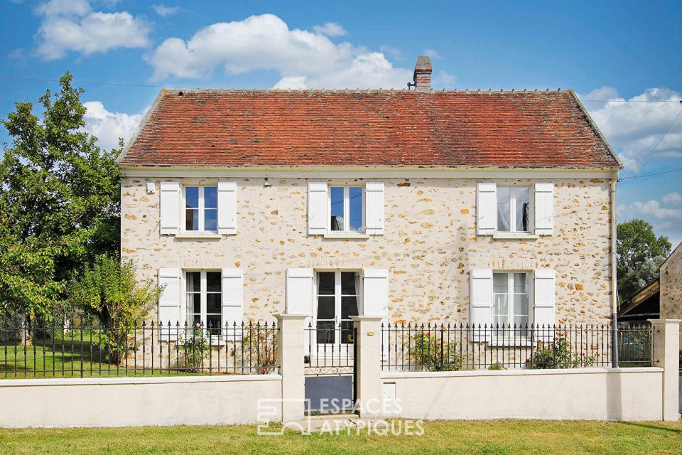 Maison briarde de charme rénovée et son jardin