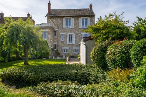 Beautiful millstone house with garden