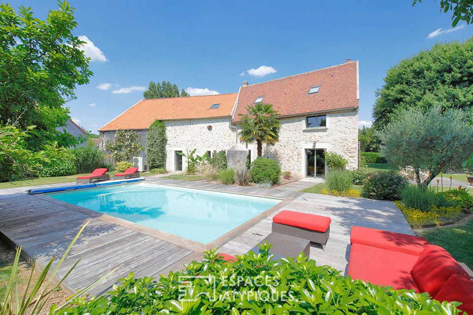 Maison de charme rénovée avec piscine et jardin