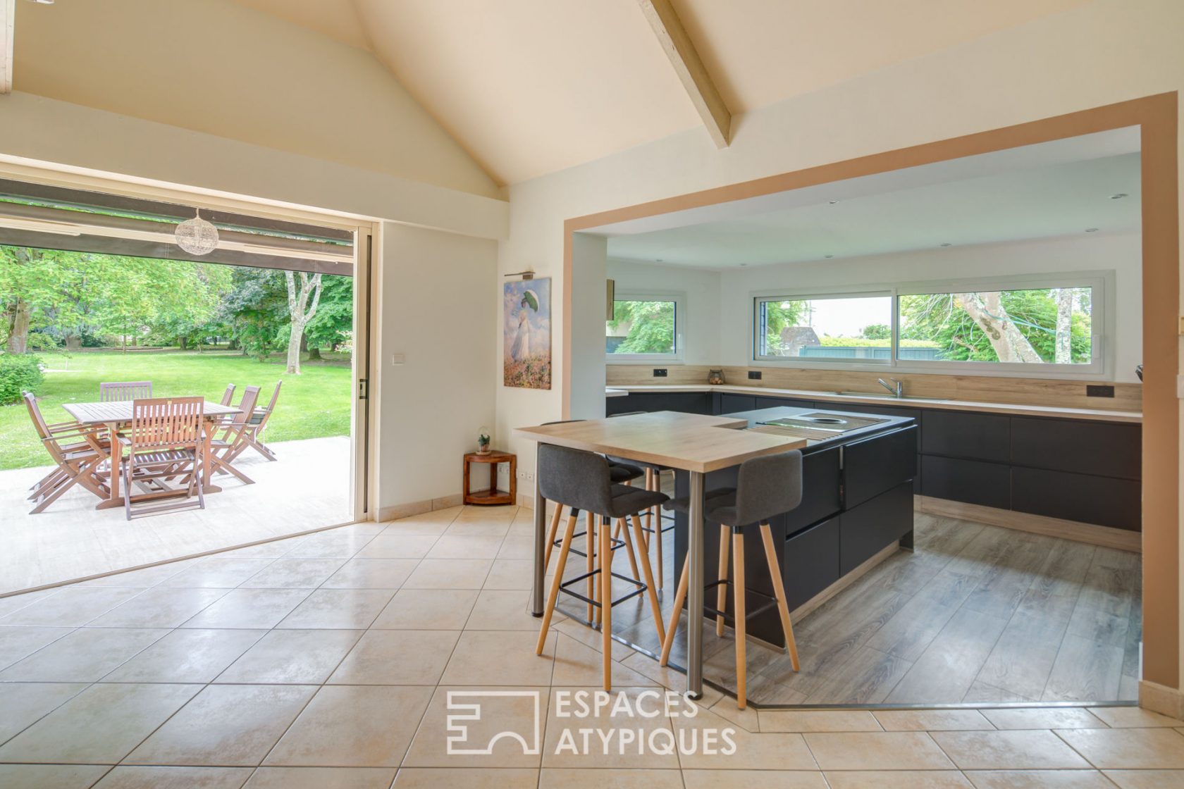 L’inattendue : Maison familiale et son gîte à l’environnement exceptionnel