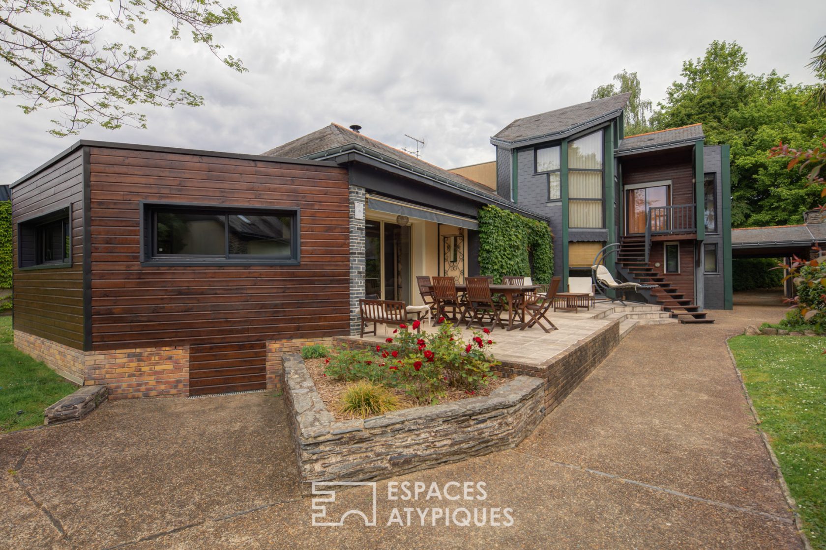 L’inattendue : Maison familiale et son gîte à l’environnement exceptionnel