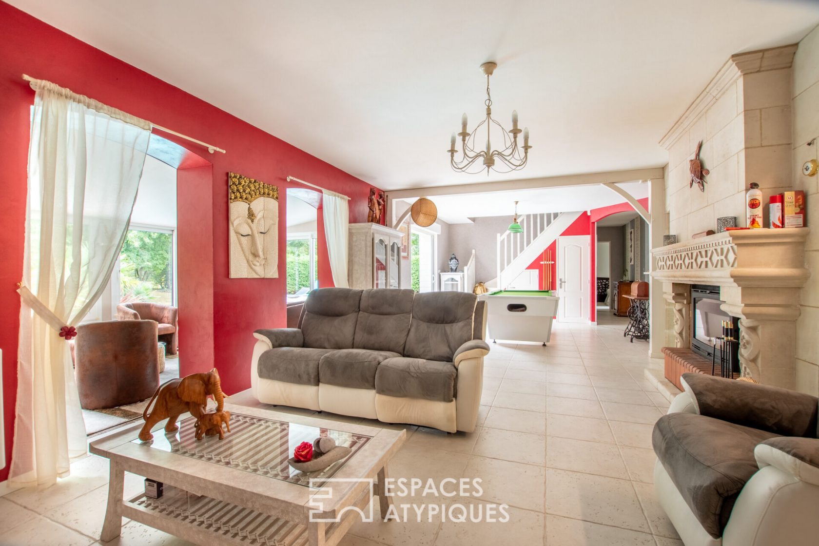 Maison familiale avec piscine et son annexe